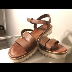Size 9 brown Unisa sandals